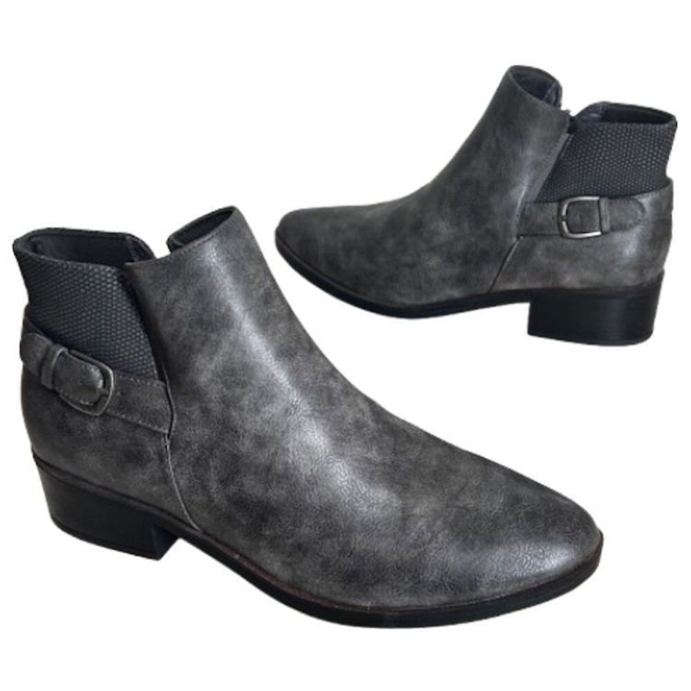 Baretraps Giddy-Up Boots NEW Booties 9.5 Grey Faux Vegan Leather Shoes Low Heel